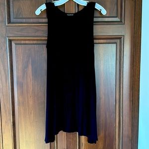 Simple, comfortable black mini dress size small